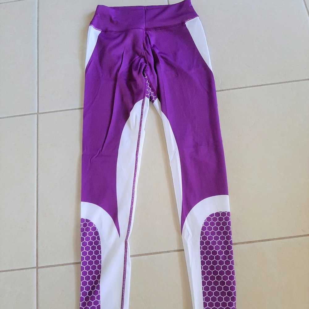 NWOT Sexy Leggings Gym Pants. - Picture 7 of 15